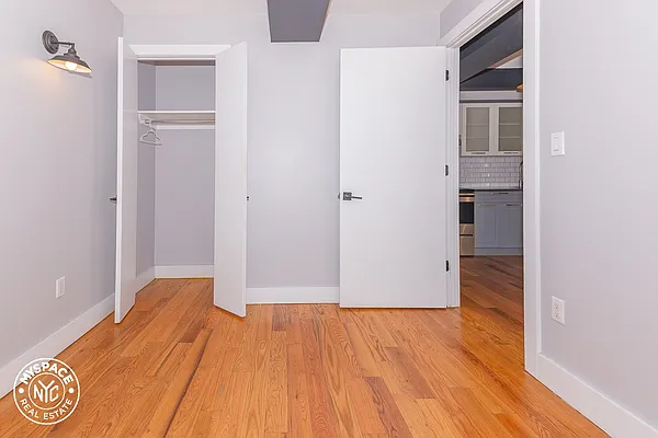 Rented by MySpaceNYC | media 34