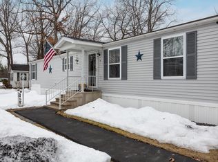 5 Riverview Ln, Concord, NH 03301