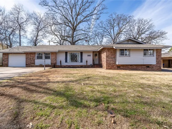 3214 S 40th St, Fort Smith, AR 72903
