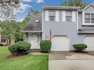 15 Whitesands Way, Little Silver, NJ 07739