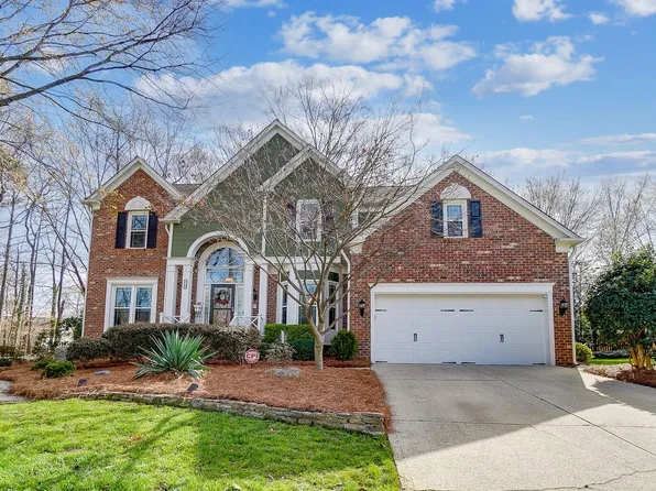 6206 Maple Cove Ln, Charlotte, NC 28269