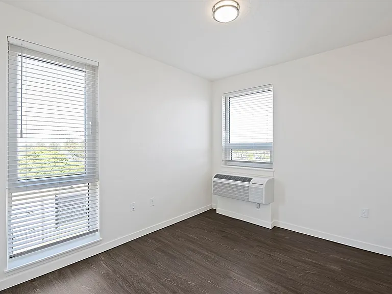 Denton Street Apartments — Photo 40