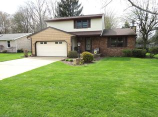 1535 Mabry Mill Dr SW, North Canton, OH 44709
