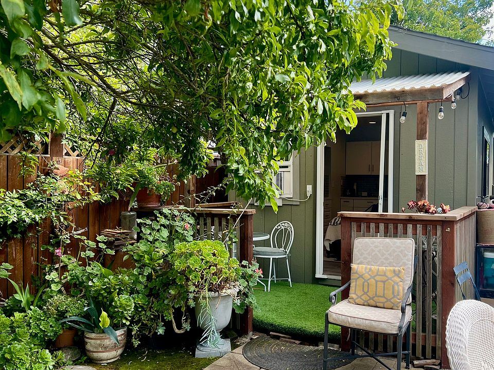 Private patio