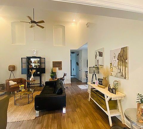 Vaulted Great Room
