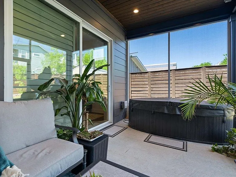 7009 Zachary Dr — Photo 22