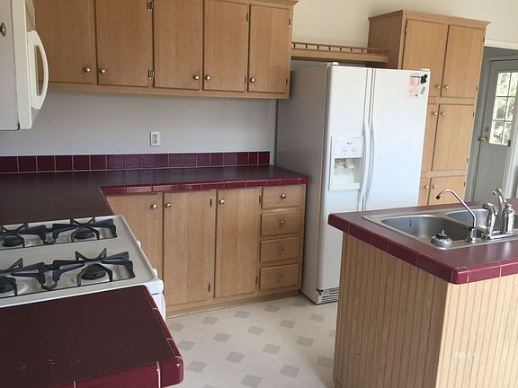 5th image of 727 W Vance Dr