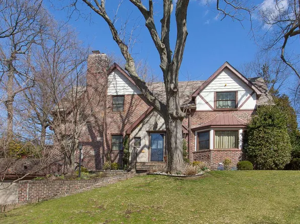 85-29 Wicklow Place image 1 of 22