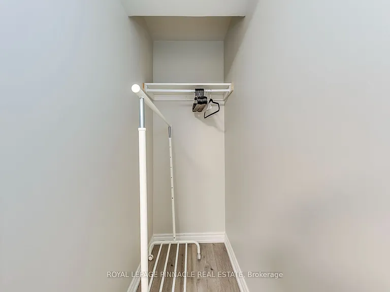 1292 Willowbank Trl #LOWER — Photo 22