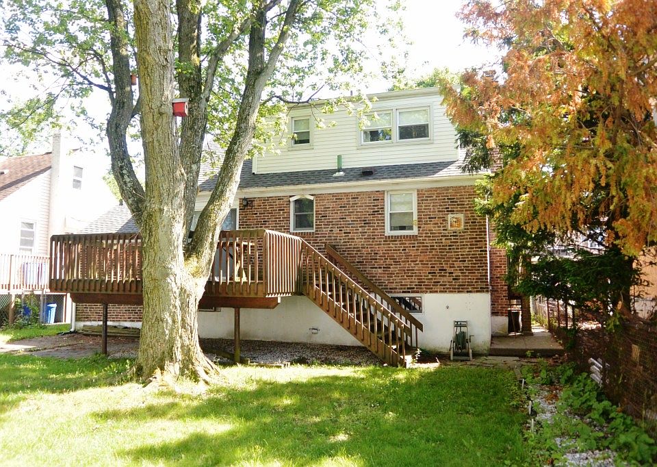 2nd image of 745 Hamilton Ave