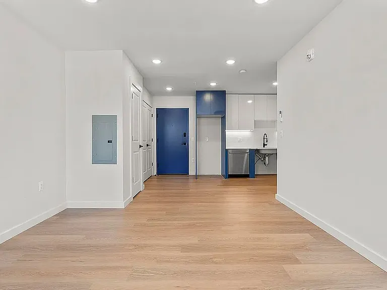 55 Atunxis Ave #29 — Photo 127