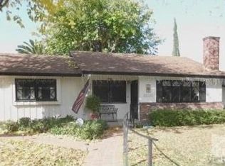 23141 Gonzales Dr, Woodland Hills, CA 91367