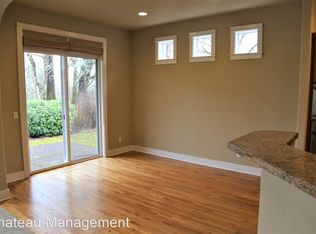 3273 SE Shoreline Dr, Corvallis, OR 97333