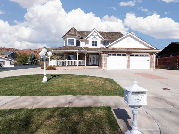 889 Upland Dr, Richfield, UT 84701
