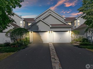 1272 S Candlestick Way, Waukegan, IL 60085