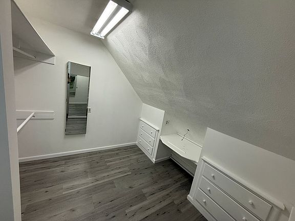 5th image of 684 Park Ave #3