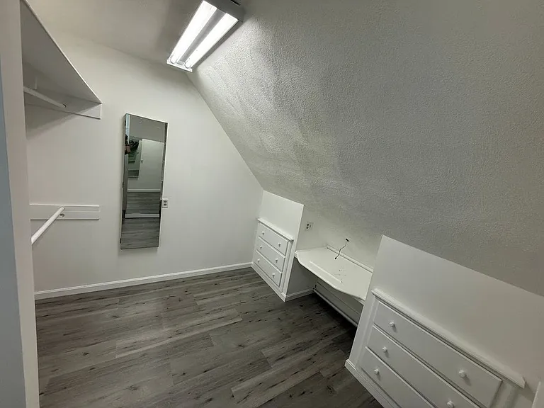 684 Park Ave #3 — Photo 5