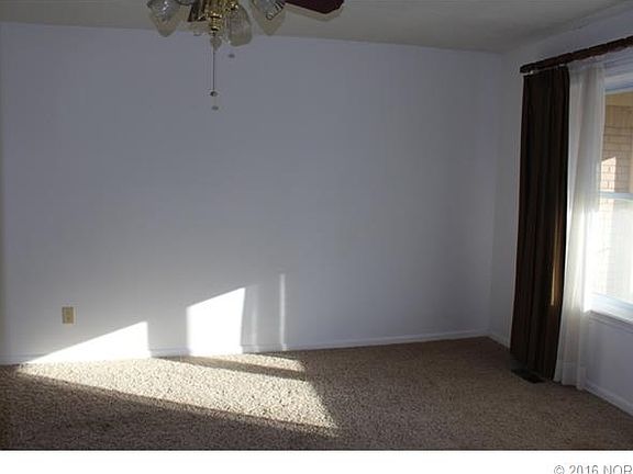 5th image of 172 Granada Dr
