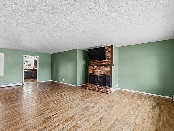 4th image of 3352 Winchell Ln