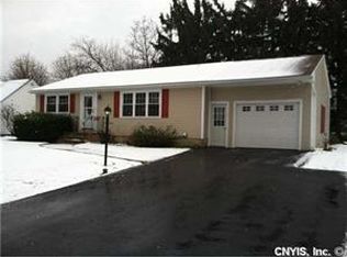 208 E Dauenhauer St, East Syracuse, NY 13057