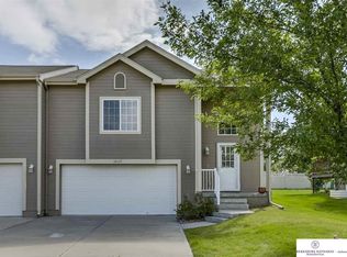 10615 S 25th Ave, Bellevue, NE 68123