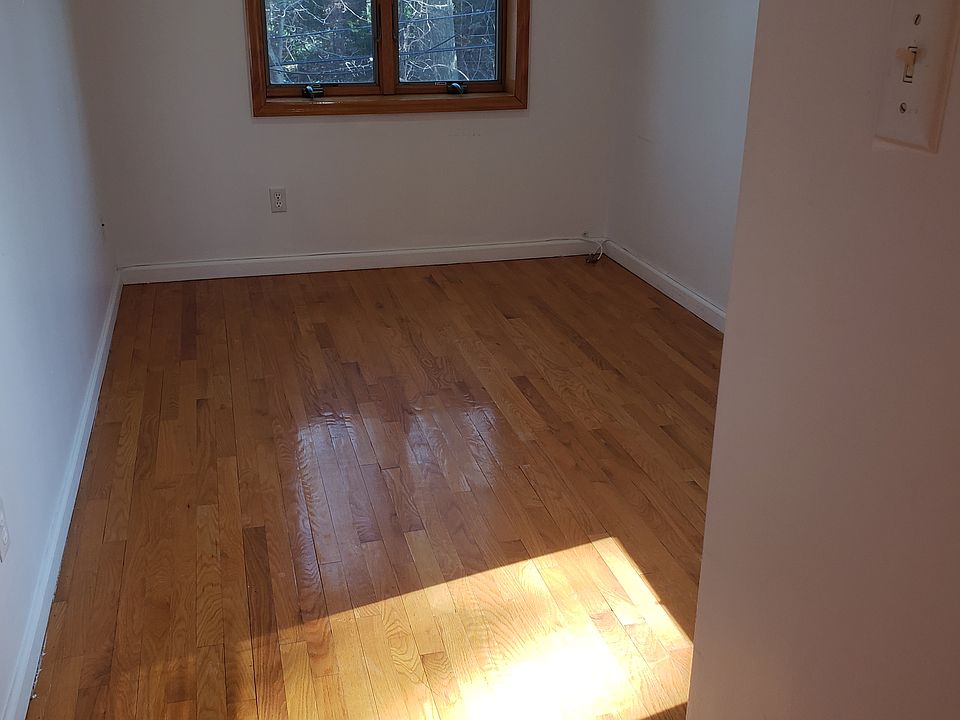 1st image of 24602 63rd Ave Floor 2