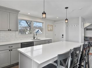 41 Annandale Rd UNIT 4, Newport, RI 02840
