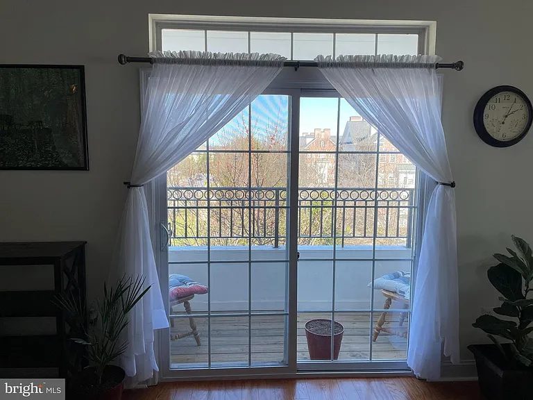 Clipper Ln — Photo 17