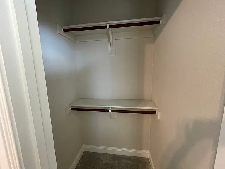 350 Carlisle Dr — Photo 24
