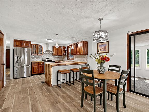 4th image of 2227 Tartan Rd