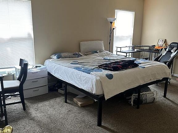 5th image of 4214 Iveyglen Ave