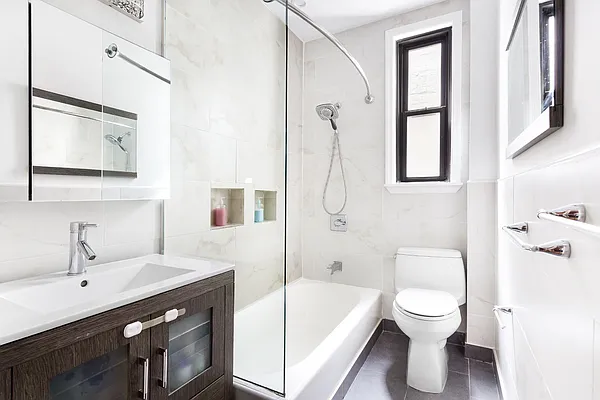 Sold by Compass | media 6