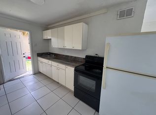 1413 NW 8th Ave, Florida City, FL 33034