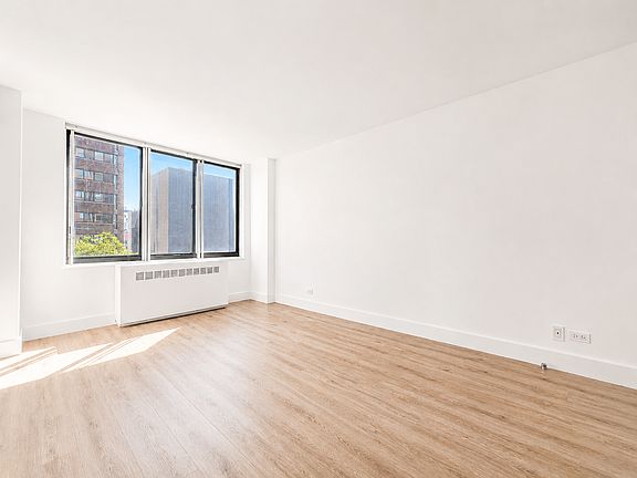 4th image of 1735 York Ave APT 9E