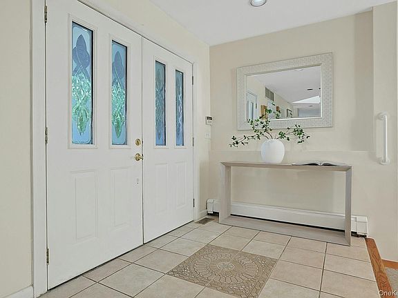 2nd image of 28 Sycamore Lane