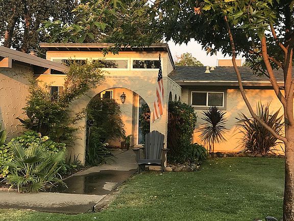 2nd image of 5451 Highview Ln