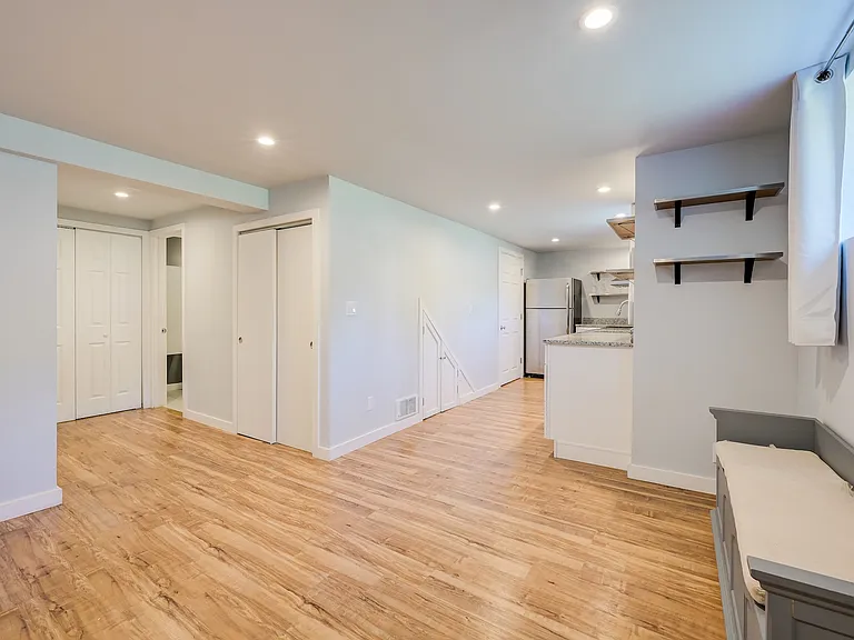 6216 45th Ave NE — Photo 15