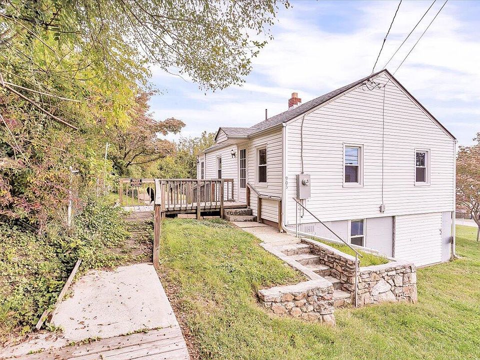1st image of 905 Dale Ave