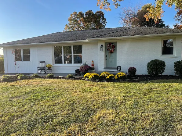 623 Shawnee Dr, Campbellsville, KY 42718