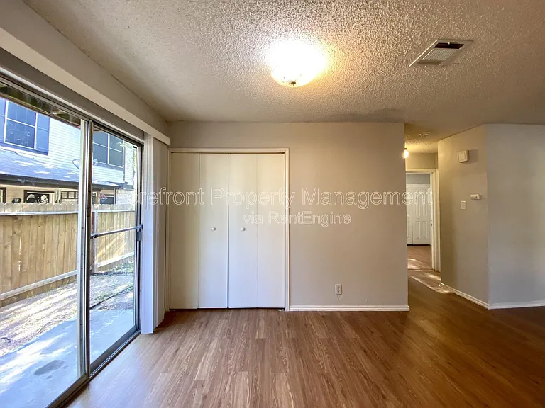 5225 Meadow Fld #1 — Photo 21