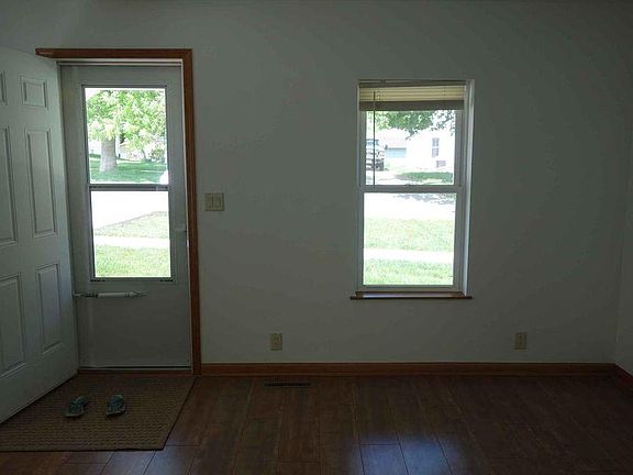 2nd image of 403 Court St