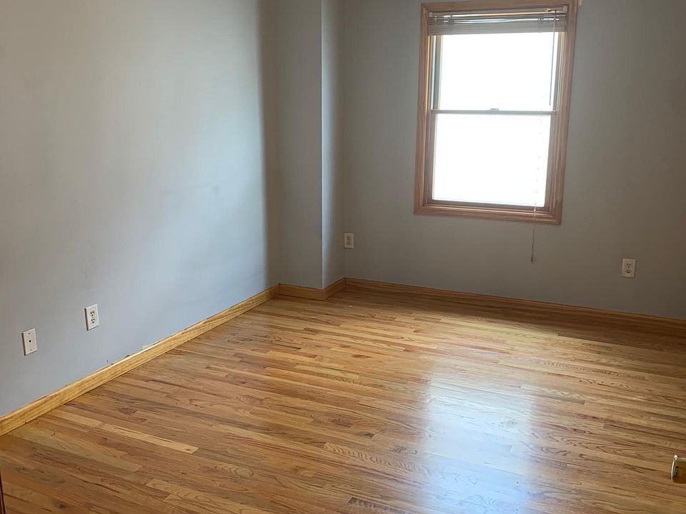 2nd image of 41 Kossuth St Floor 2