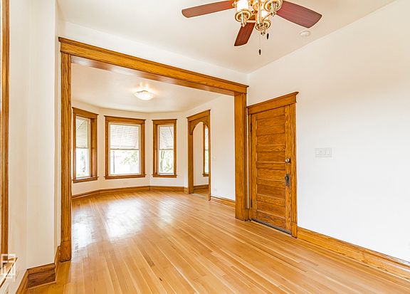 4th image of 1913 S Kedzie Ave #2