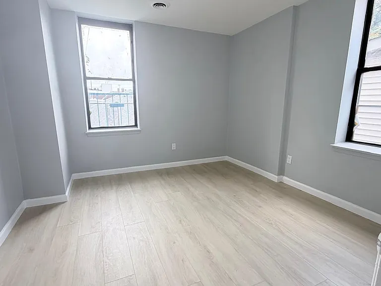 61 Concord St #2D — Photo 7
