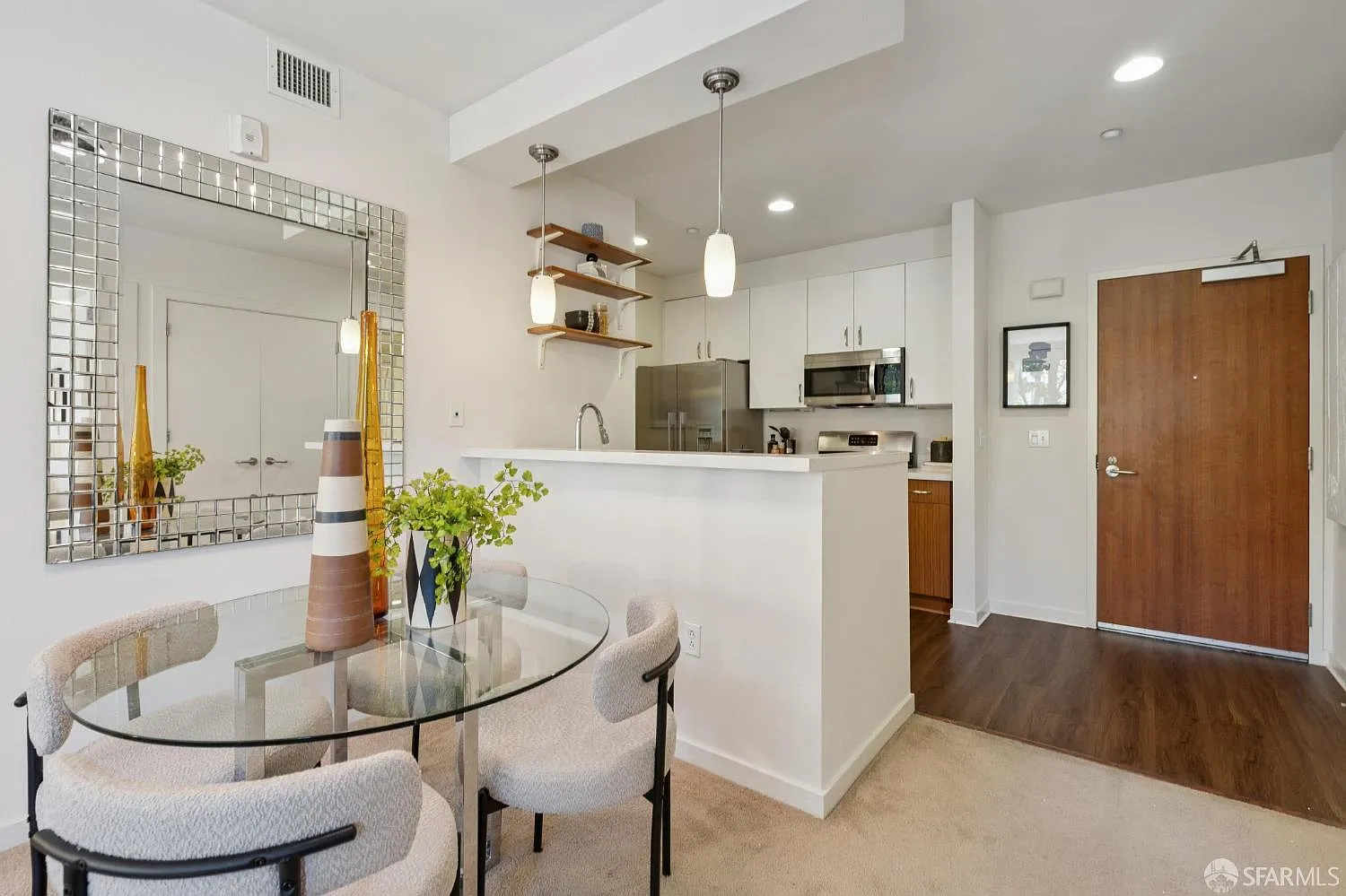 555 Bartlett St APT 206 - Photo 8