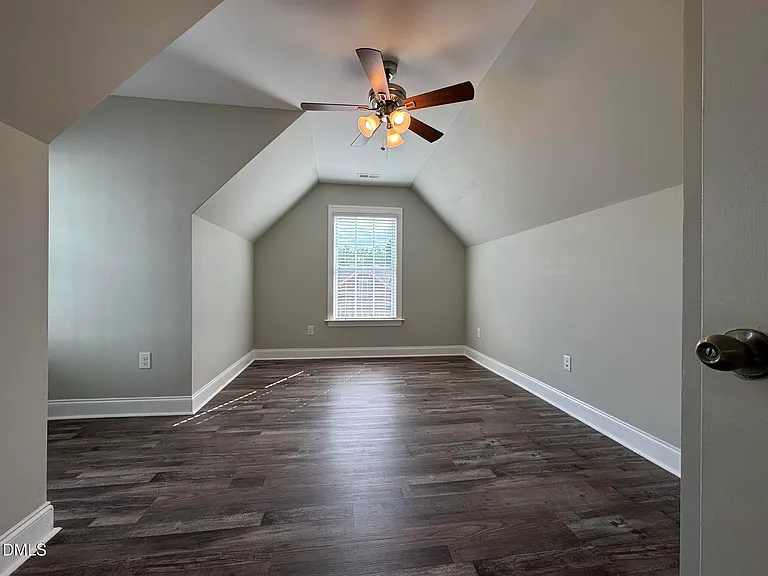 528 Walker Ranch Dr — Photo 26