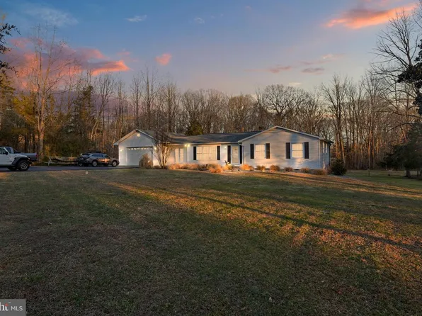 6159 Fishers Station Rd, Lothian, MD 20711