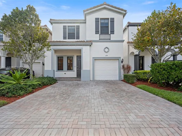 674 NE 191st Ter, Miami, FL 33179