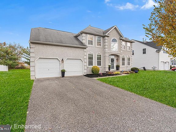 2nd image of 19 Howard St