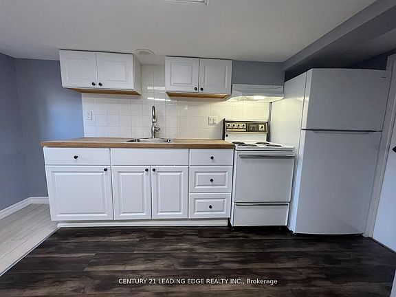 2nd image of 497 King St E
